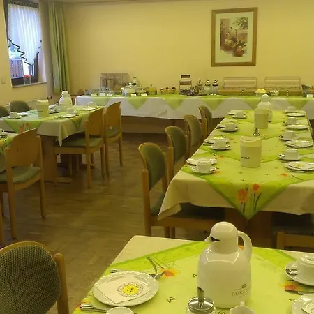 Gasthof Gruner Baum 3* Cadolzburg