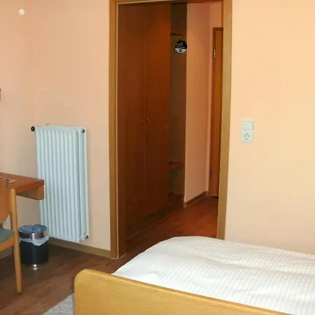 Gasthof Gruner Baum 3* Cadolzburg